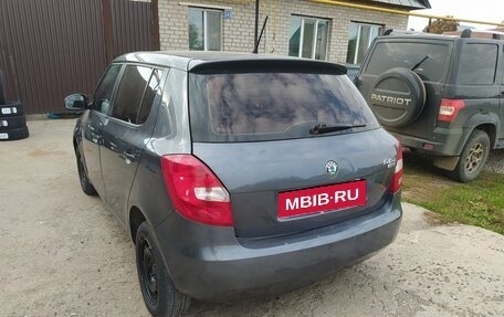 Skoda Fabia II, 2011 год, 350 000 рублей, 4 фотография