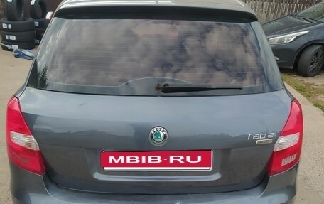 Skoda Fabia II, 2011 год, 350 000 рублей, 5 фотография