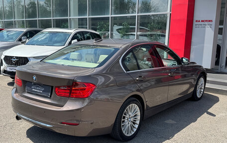 BMW 3 серия, 2013 год, 1 900 000 рублей, 6 фотография