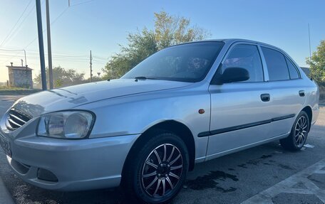 Hyundai Accent II, 2004 год, 550 000 рублей, 3 фотография