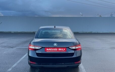 Skoda Superb III рестайлинг, 2017 год, 1 650 000 рублей, 3 фотография