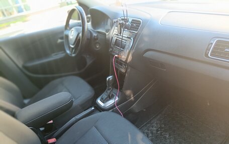Volkswagen Polo VI (EU Market), 2017 год, 800 000 рублей, 9 фотография
