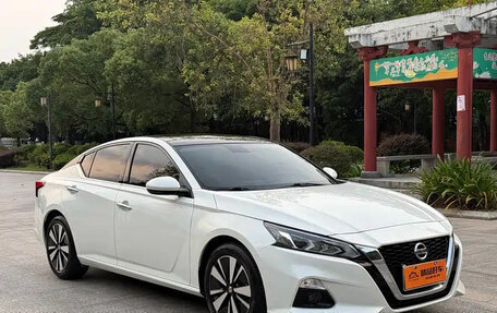 Nissan Altima VI (L34), 2022 год, 2 000 000 рублей, 3 фотография