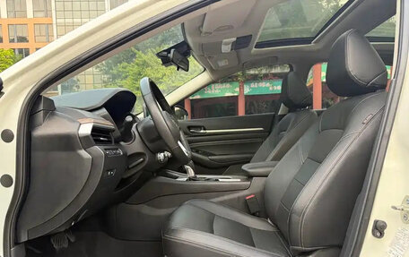 Nissan Altima VI (L34), 2022 год, 2 000 000 рублей, 14 фотография