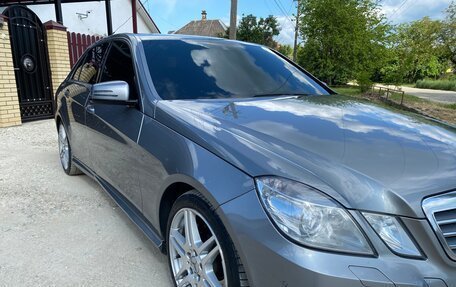 Mercedes-Benz E-Класс, 2012 год, 1 650 000 рублей, 10 фотография