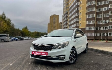 KIA Rio III рестайлинг, 2015 год, 359 000 рублей, 2 фотография