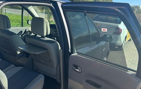 Renault Scenic III, 2005 год, 665 000 рублей, 4 фотография