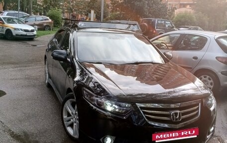 Honda Accord VIII рестайлинг, 2011 год, 970 000 рублей, 2 фотография