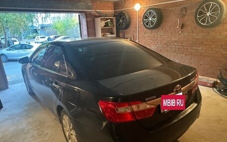 Toyota Camry, 2012 год, 2 100 000 рублей, 5 фотография