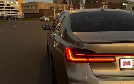 BMW 7 серия, 2019 год, 5 310 000 рублей, 2 фотография