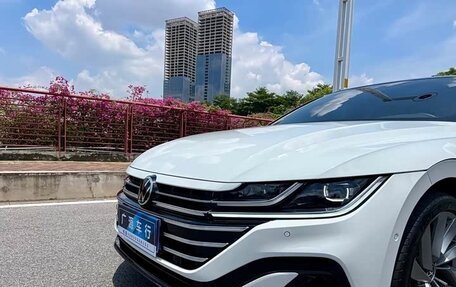 Volkswagen Passat CC, 2021 год, 2 200 000 рублей, 2 фотография