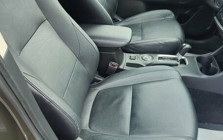 Mitsubishi Outlander III рестайлинг 3, 2015 год, 1 820 000 рублей, 16 фотография
