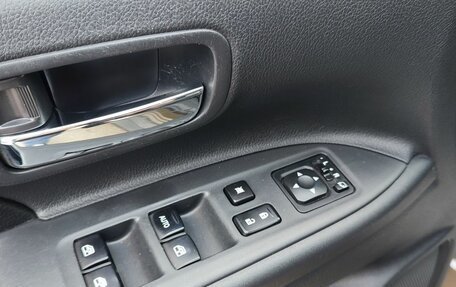 Mitsubishi Outlander III рестайлинг 3, 2015 год, 1 820 000 рублей, 25 фотография