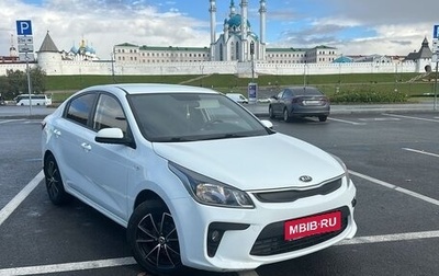 KIA Rio IV, 2018 год, 900 000 рублей, 1 фотография