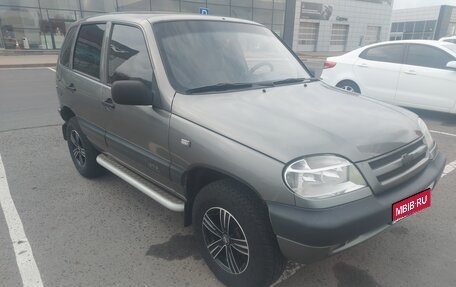 Chevrolet Niva I рестайлинг, 2005 год, 420 000 рублей, 1 фотография