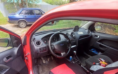 Ford Fiesta, 2006 год, 260 000 рублей, 4 фотография