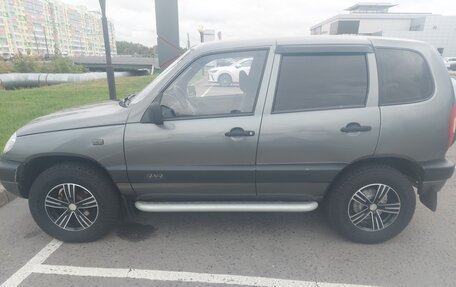 Chevrolet Niva I рестайлинг, 2005 год, 420 000 рублей, 3 фотография