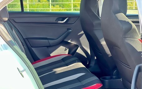 Skoda Rapid I, 2017 год, 1 195 000 рублей, 14 фотография
