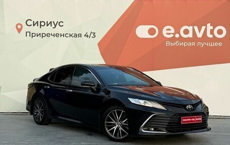 Toyota Camry, 2021 год, 3 300 000 рублей, 3 фотография