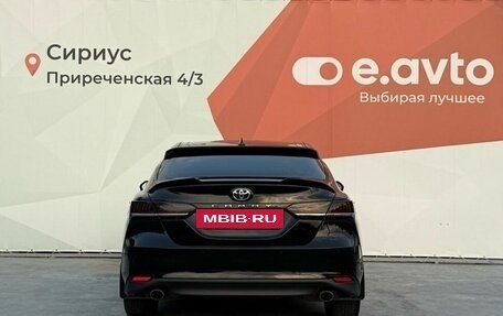 Toyota Camry, 2021 год, 3 300 000 рублей, 5 фотография