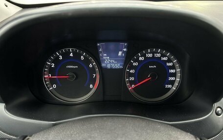 Hyundai Solaris II рестайлинг, 2011 год, 720 000 рублей, 9 фотография