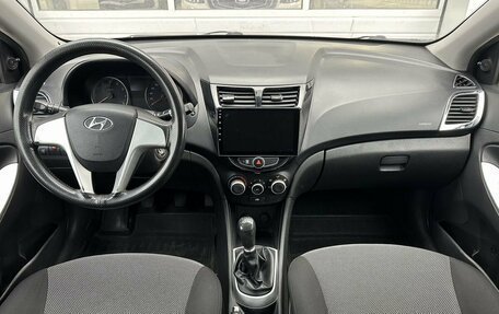 Hyundai Solaris II рестайлинг, 2011 год, 720 000 рублей, 10 фотография