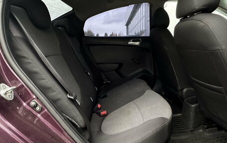 Hyundai Solaris II рестайлинг, 2011 год, 720 000 рублей, 12 фотография