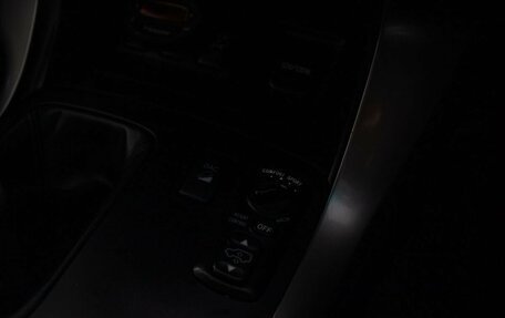 Toyota Land Cruiser Prado 120 рестайлинг, 2009 год, 2 500 000 рублей, 14 фотография