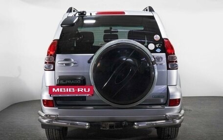 Toyota Land Cruiser Prado 120 рестайлинг, 2009 год, 2 500 000 рублей, 4 фотография