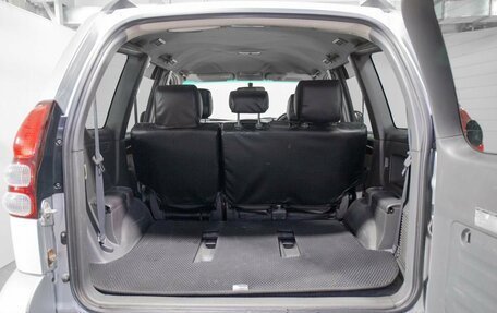 Toyota Land Cruiser Prado 120 рестайлинг, 2009 год, 2 500 000 рублей, 17 фотография
