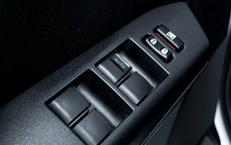 Toyota RAV4, 2015 год, 2 070 000 рублей, 8 фотография