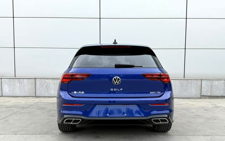 Volkswagen Golf VIII, 2021 год, 1 900 000 рублей, 5 фотография