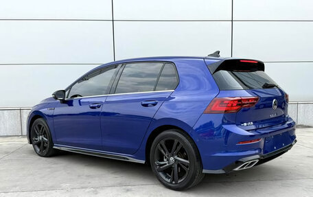 Volkswagen Golf VIII, 2021 год, 1 900 000 рублей, 6 фотография