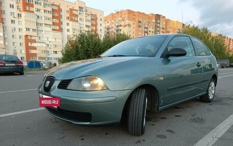 SEAT Ibiza III рестайлинг, 2002 год, 400 000 рублей, 3 фотография