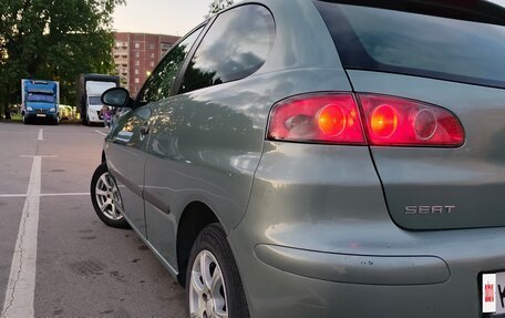 SEAT Ibiza III рестайлинг, 2002 год, 400 000 рублей, 10 фотография