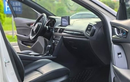 Mazda CX-4, 2021 год, 2 340 000 рублей, 12 фотография