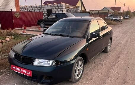 Mitsubishi Carisma I, 1997 год, 125 000 рублей, 2 фотография