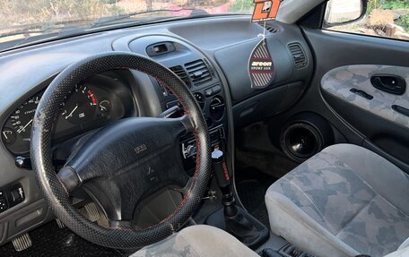 Mitsubishi Carisma I, 1997 год, 125 000 рублей, 6 фотография