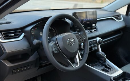 Toyota RAV4, 2025 год, 3 950 000 рублей, 30 фотография