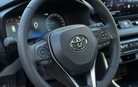 Toyota RAV4, 2025 год, 3 950 000 рублей, 31 фотография
