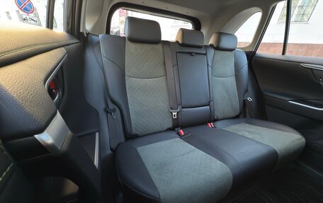 Toyota RAV4, 2025 год, 3 950 000 рублей, 39 фотография