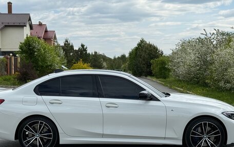 BMW 3 серия, 2019 год, 4 500 000 рублей, 14 фотография