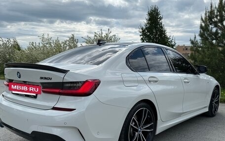BMW 3 серия, 2019 год, 4 500 000 рублей, 15 фотография