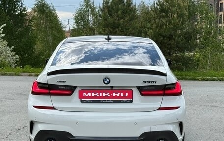 BMW 3 серия, 2019 год, 4 500 000 рублей, 16 фотография