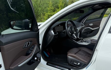 BMW 3 серия, 2019 год, 4 500 000 рублей, 27 фотография