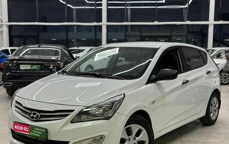 Hyundai Solaris II рестайлинг, 2015 год, 879 000 рублей, 1 фотография