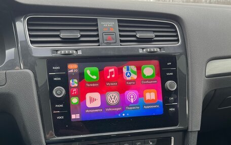 Volkswagen Golf VII, 2017 год, 1 800 000 рублей, 21 фотография