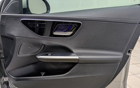 Mercedes-Benz C-Класс, 2021 год, 4 700 000 рублей, 23 фотография