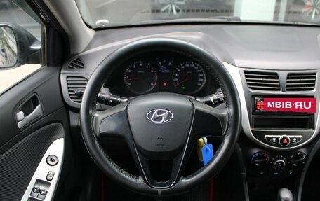 Hyundai Solaris II рестайлинг, 2013 год, 635 000 рублей, 13 фотография