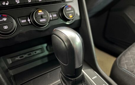 Volkswagen Tiguan II, 2020 год, 2 249 000 рублей, 11 фотография